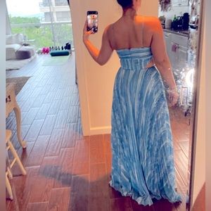 Amur blue texture pleated long gown with slit size 0.